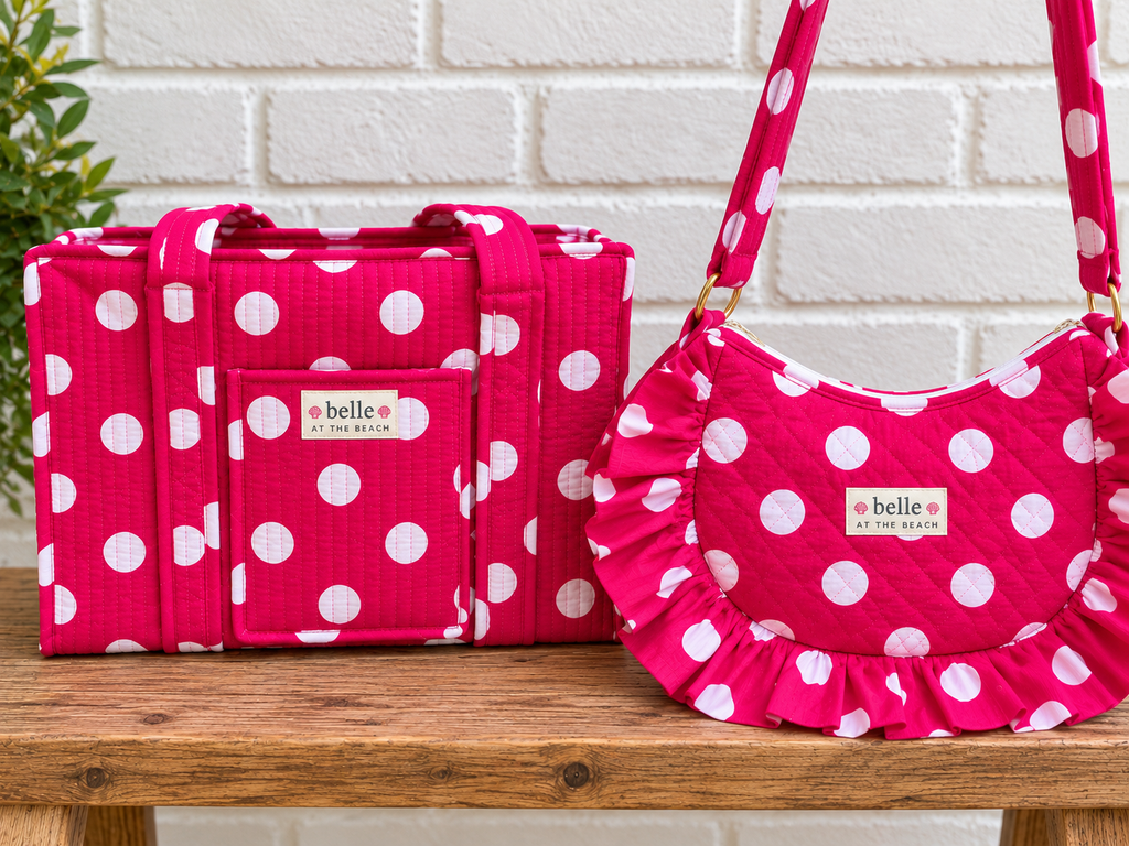 🎀 Pretty in Polka Shoulder Bag 💗