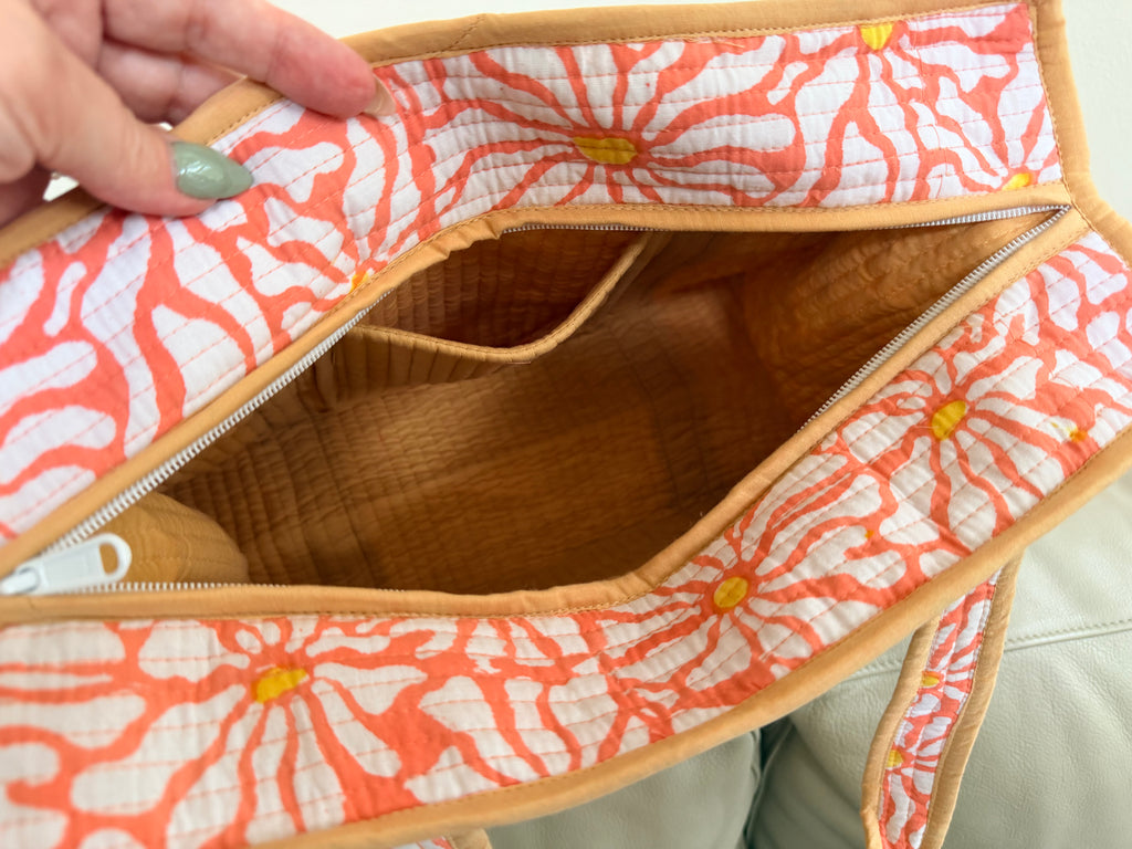 🌼 Daisy Daydream Tote 🌼