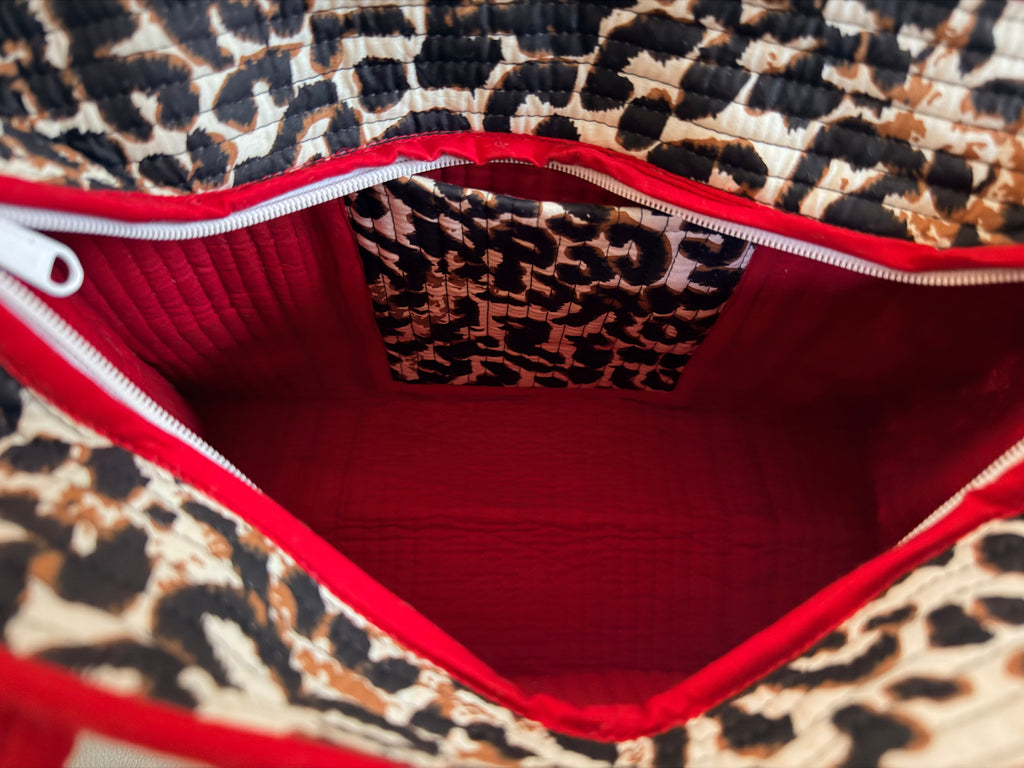 🍒🐆 Wild Cherry Tote ❤️